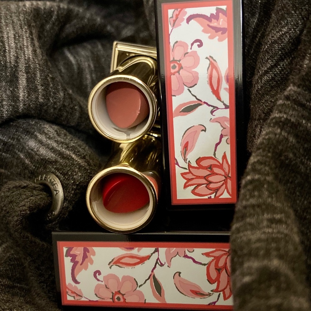 $30 EstLaud PureColorEnvySculpting Lipstick Bundle